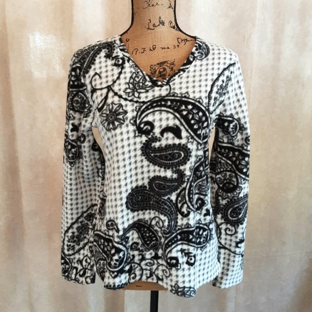 Black & White Paisley Lightweight Fleece Pullover V-neck Long Sleeve Size S